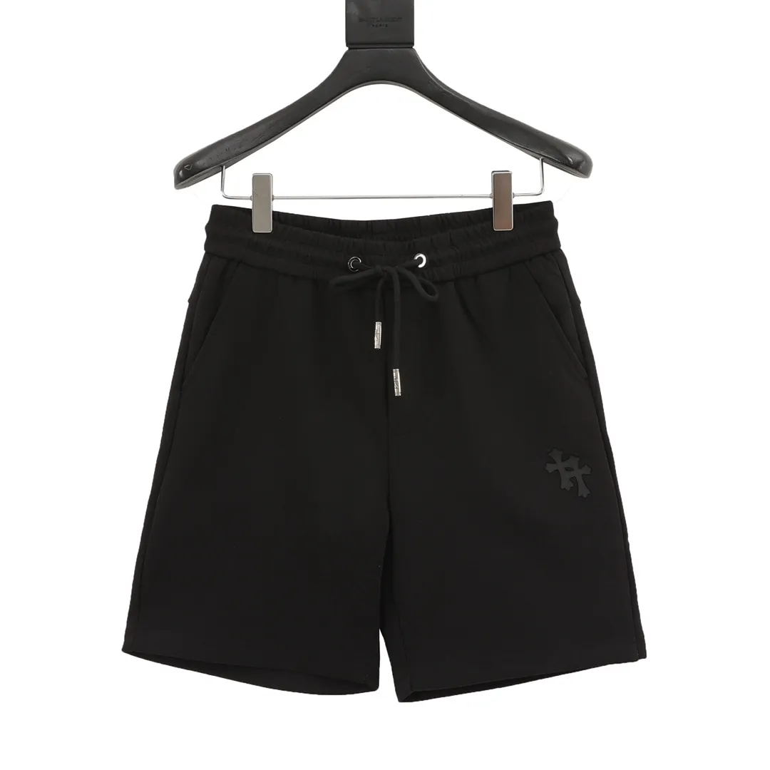 🅿️290 Chrome Hearts/Chrome Hearts cross-patch embroidered shorts. Original purchased from Hong Kong National Specialty Co., Ltd. 8700. The fabric is made of 330 grams of cotton, soft and comfortable to the touch. Garment washing process, imported TAJIMA machine positioning embroidery, custom sterling silver curved buckles, pure hand stitching, customized accessories. Products from large factories test workmanship. The upper body is comfortable and natural. Compare workmanship details to counters. Instant sale of market version. Size: S-L